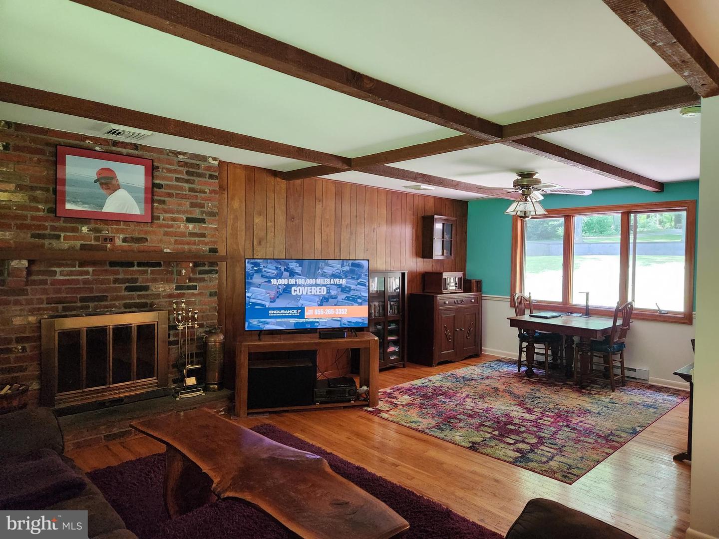 1196 Schoolhouse Rd