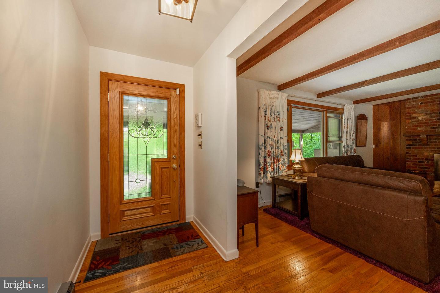 1196 Schoolhouse Rd