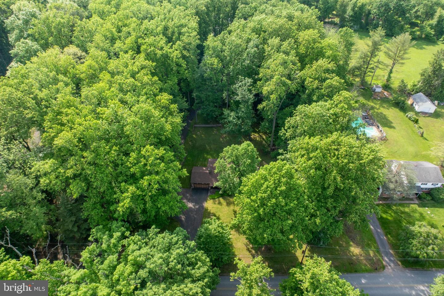 1196 Schoolhouse Rd