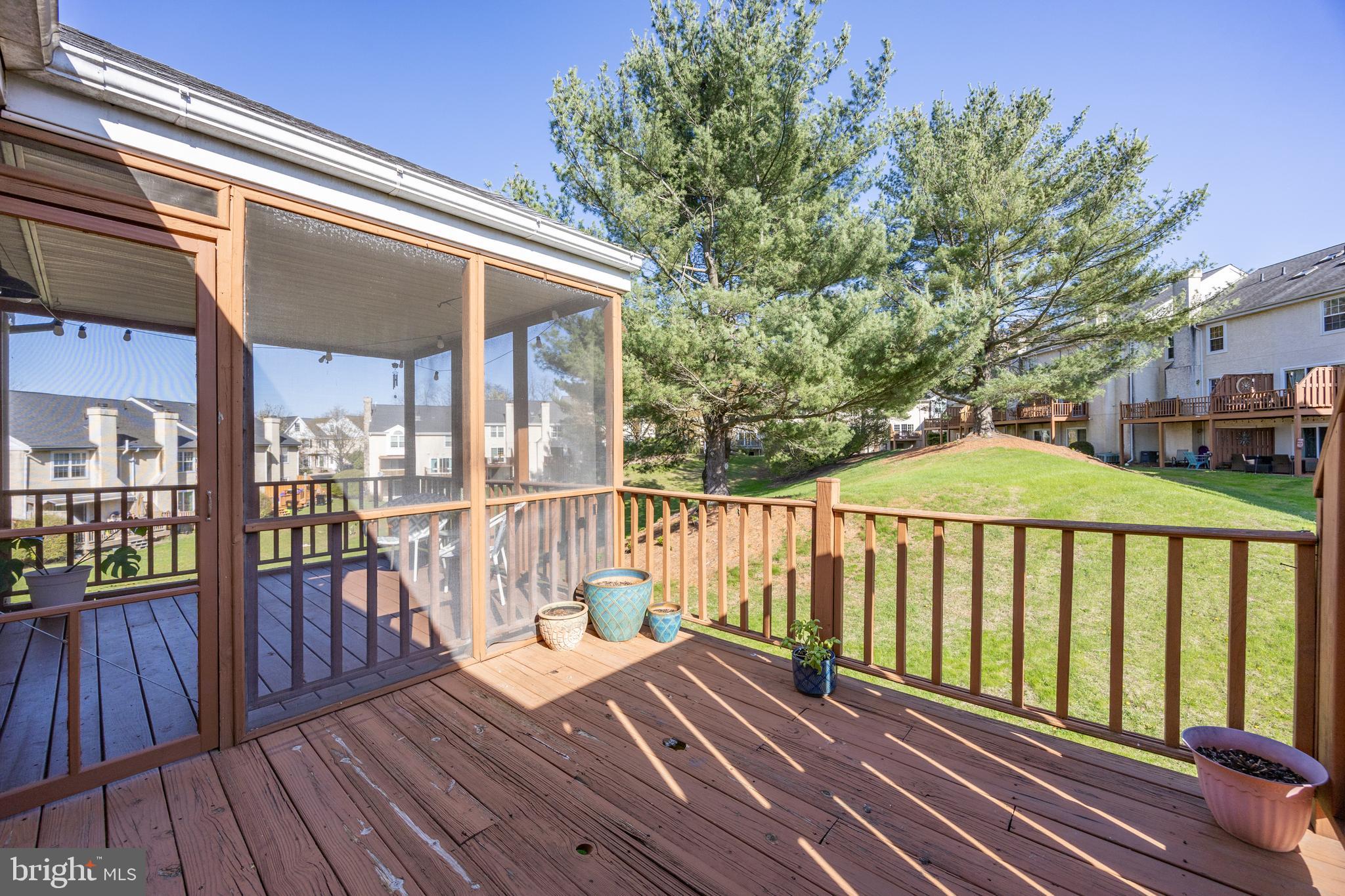 1305 Coventry Pointe Ln