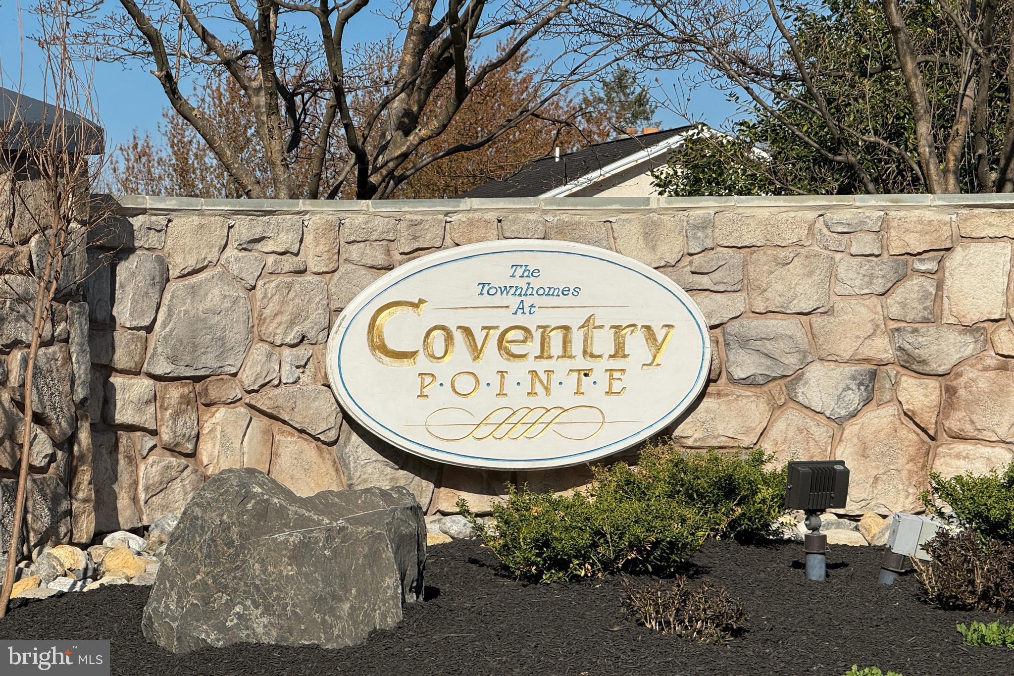 1305 Coventry Pointe Ln