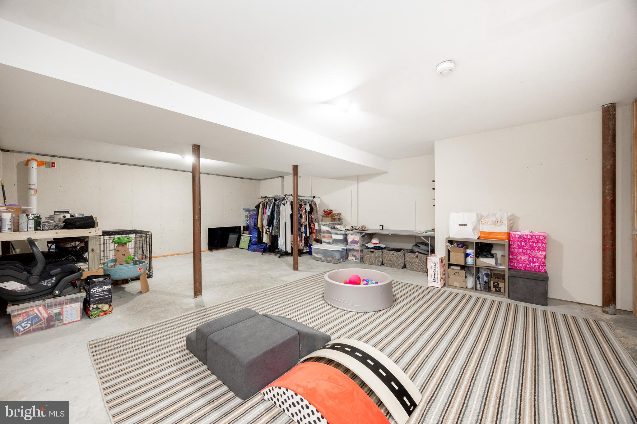 1305 Coventry Pointe Ln