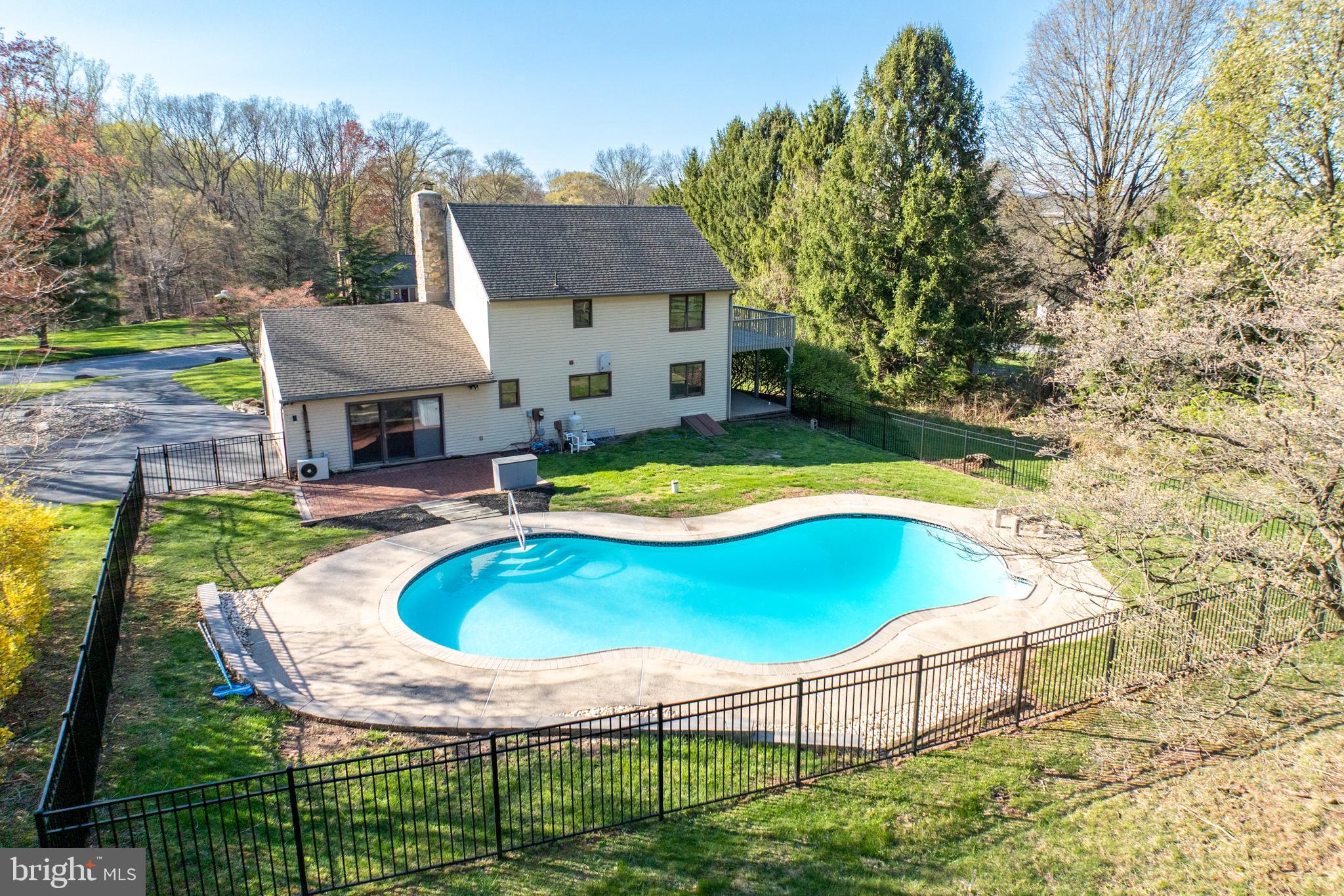 800 Scholl Rd