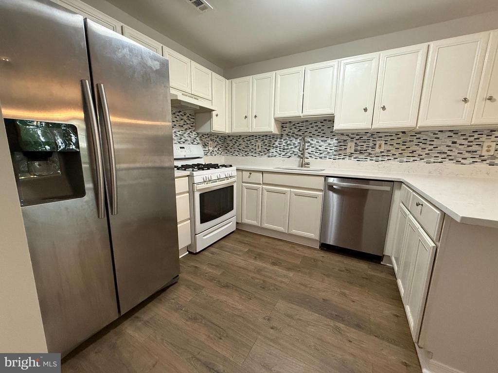 155 WEYBRIDGE DRIVE