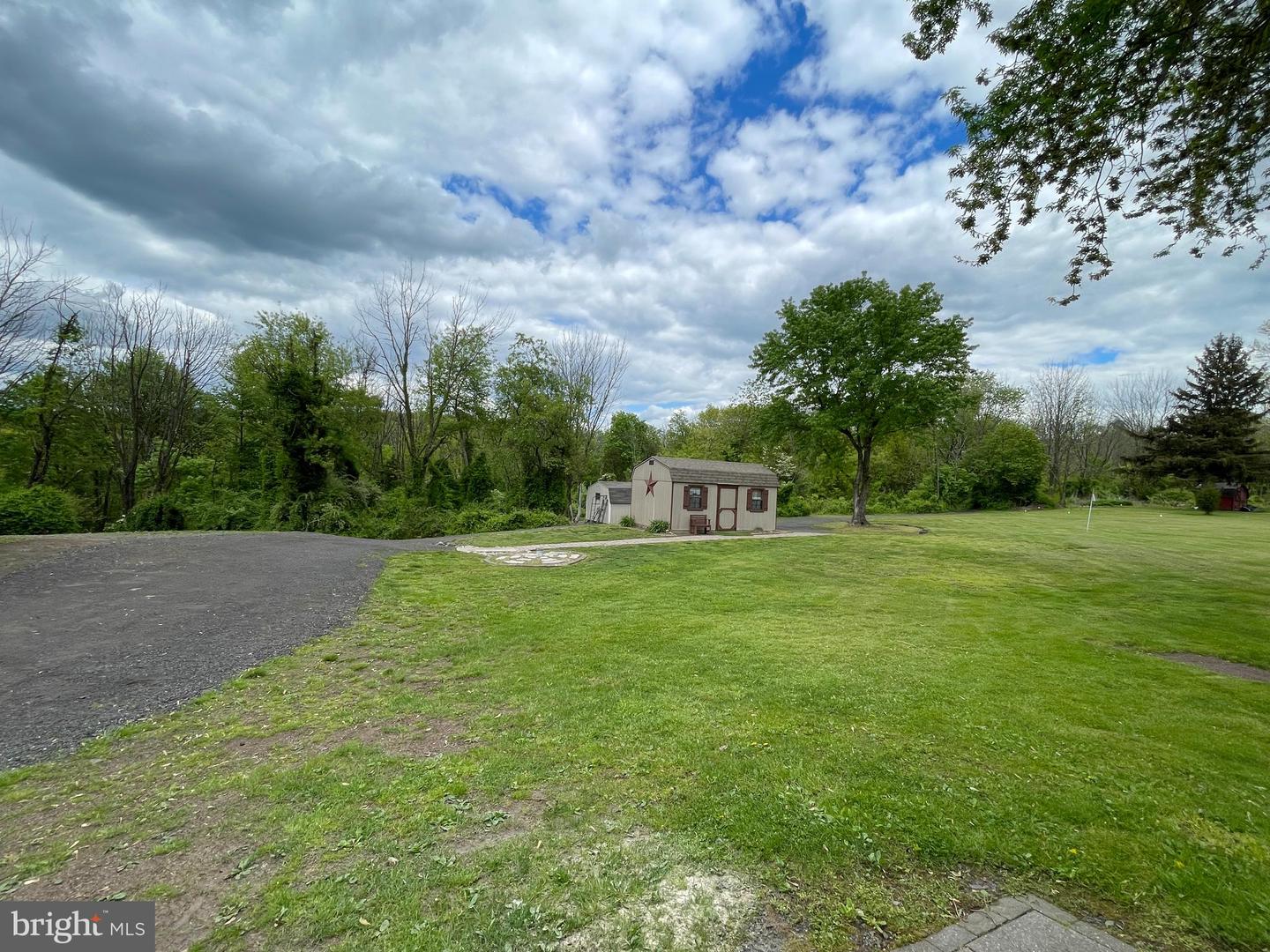 1086 Levengood Rd