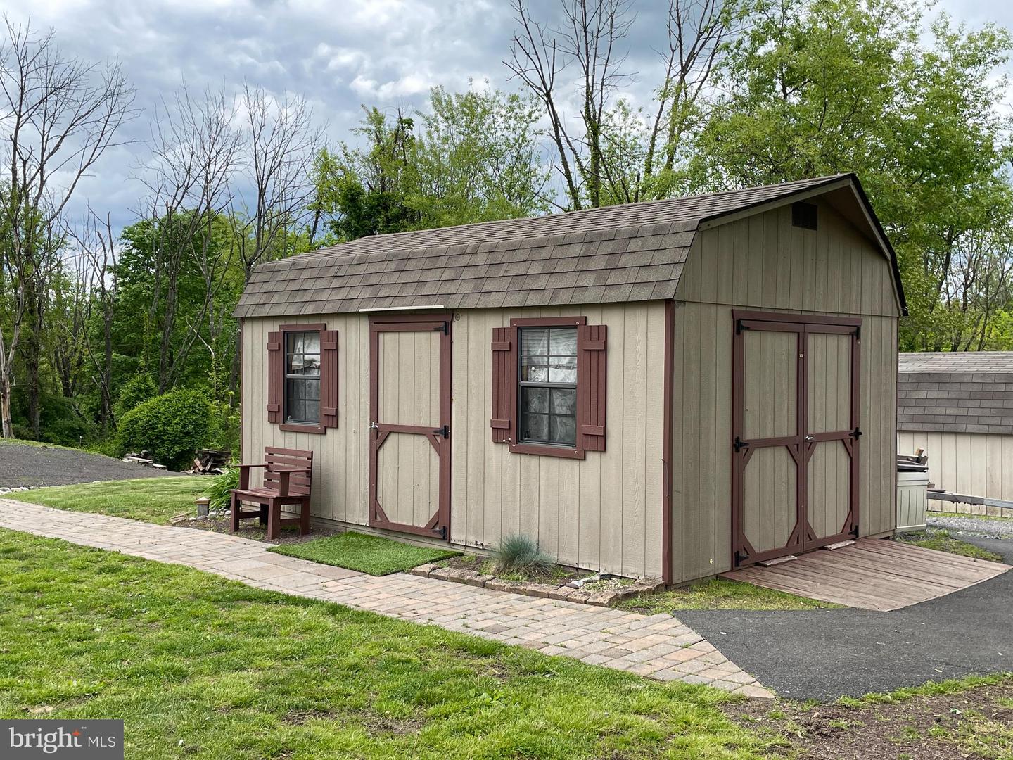 1086 Levengood Rd
