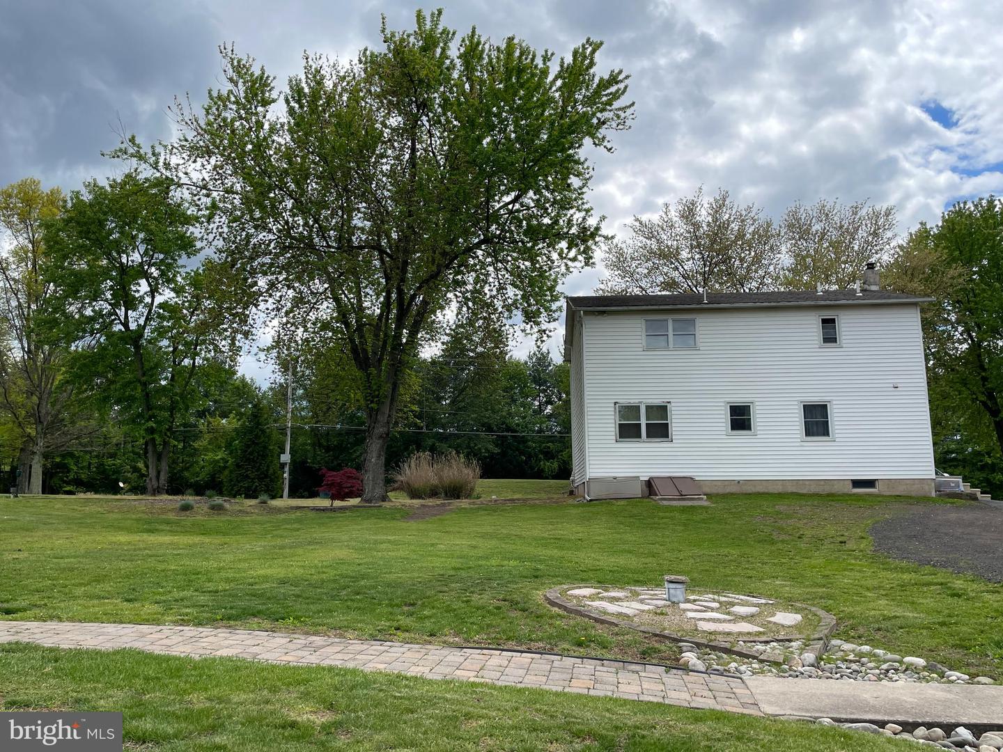 1086 Levengood Rd