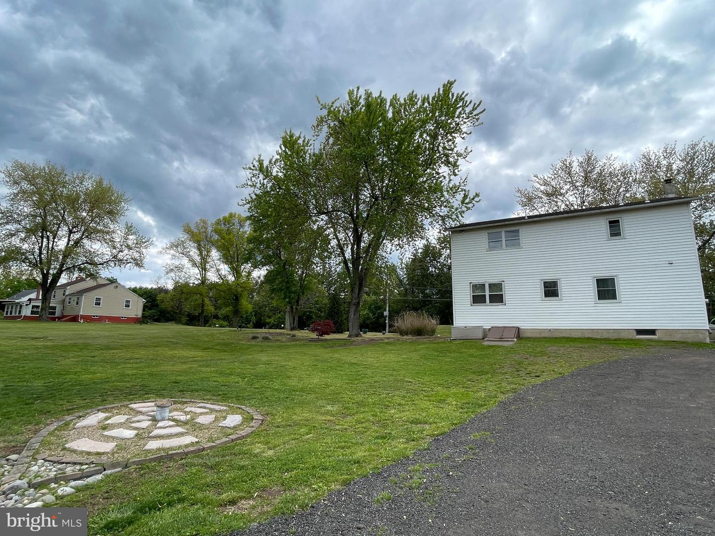 1086 Levengood Rd
