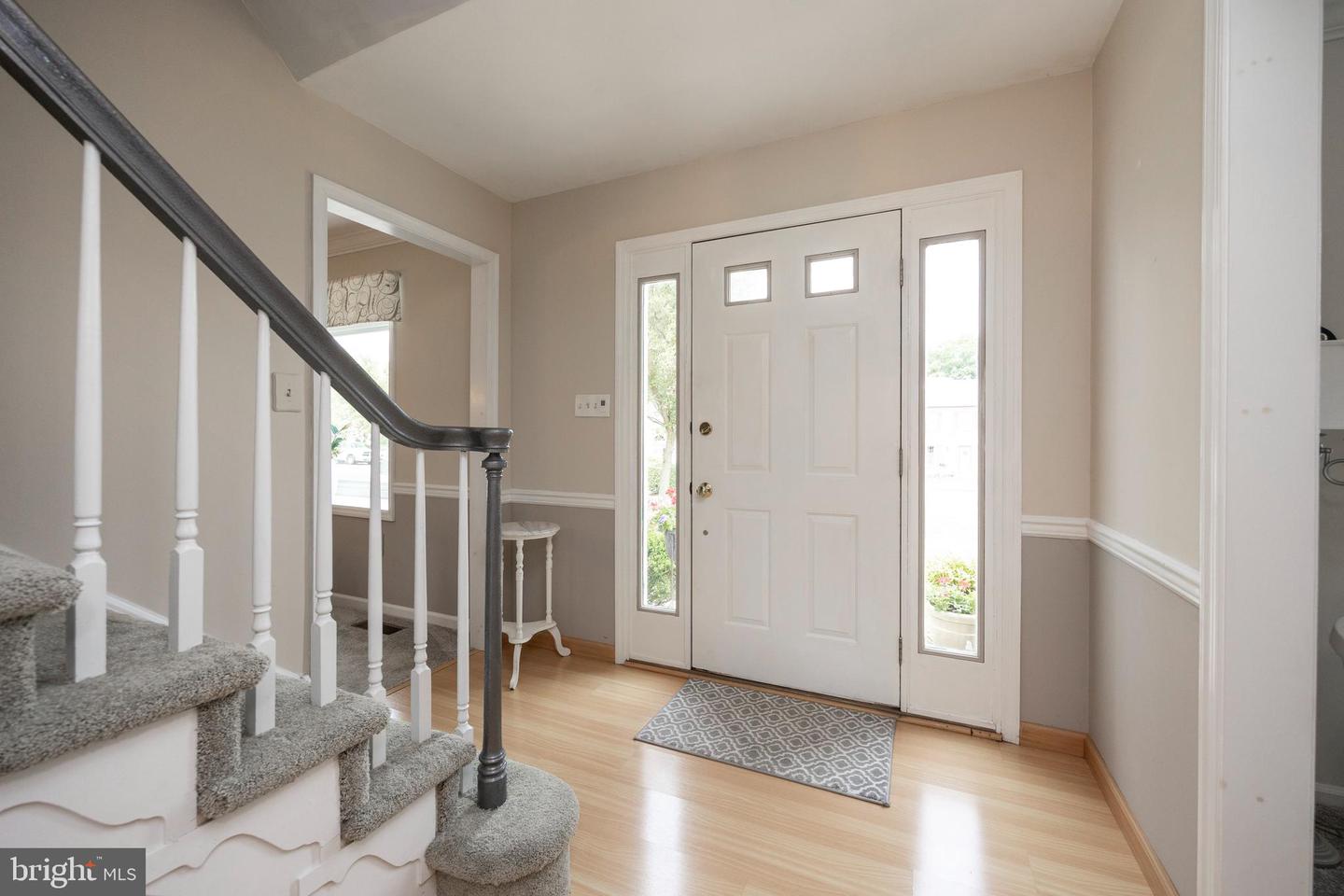 402 Bow Ln