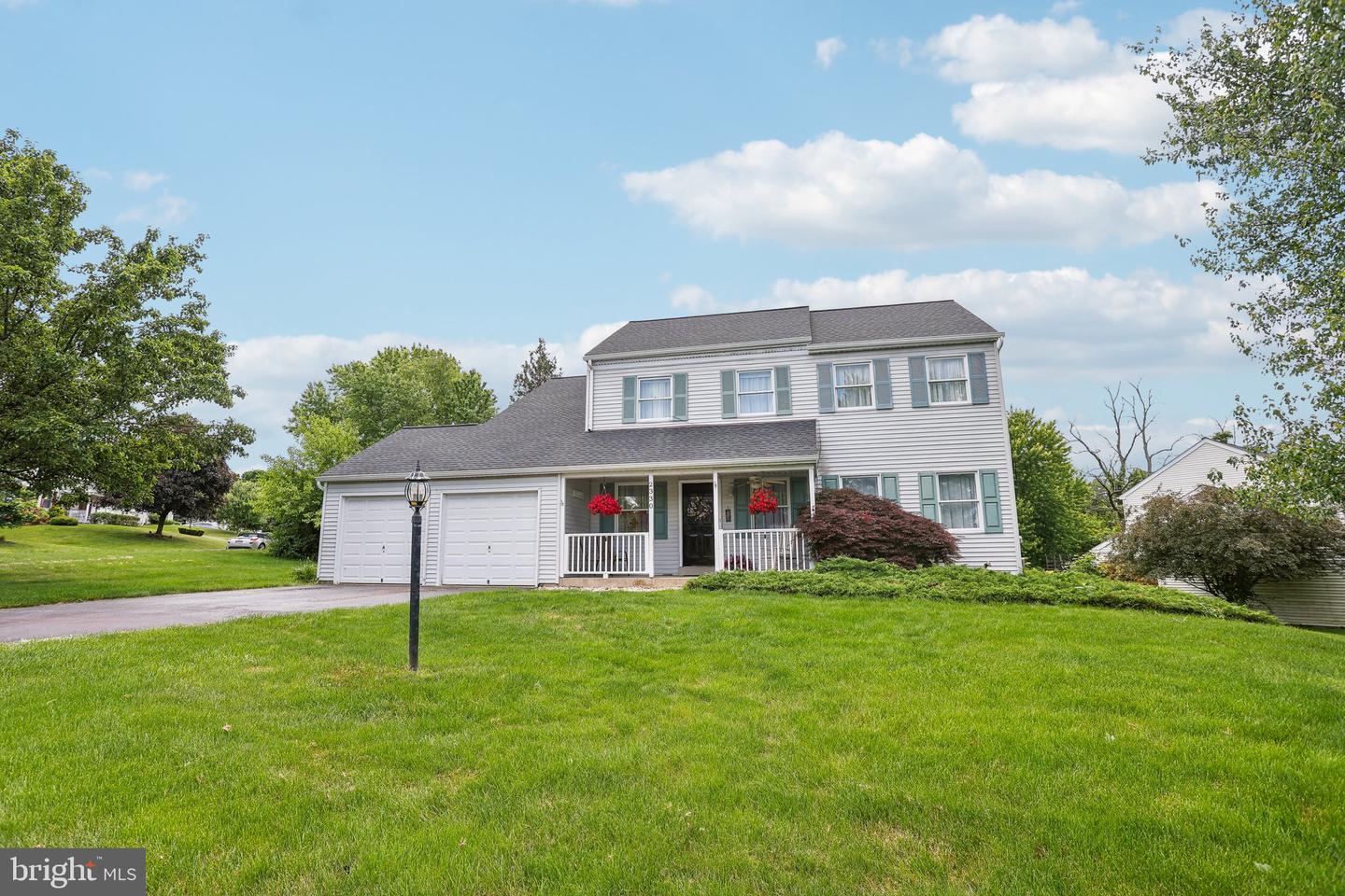 2330 Bromley Dr