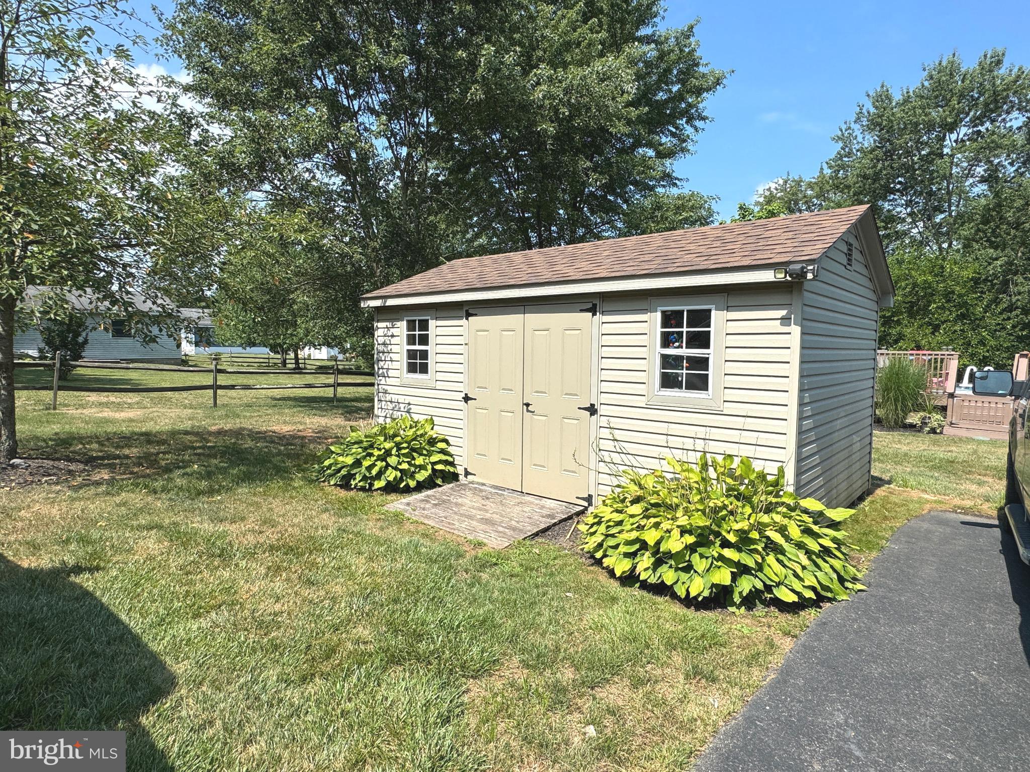 841 Grosstown Rd