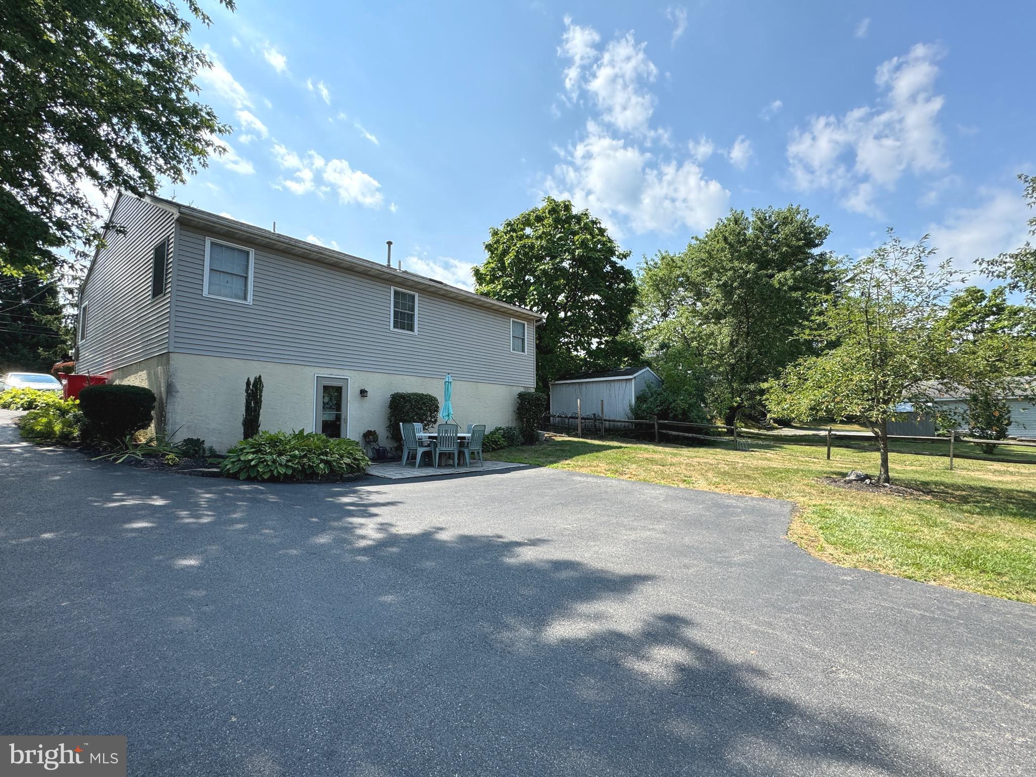 841 Grosstown Rd