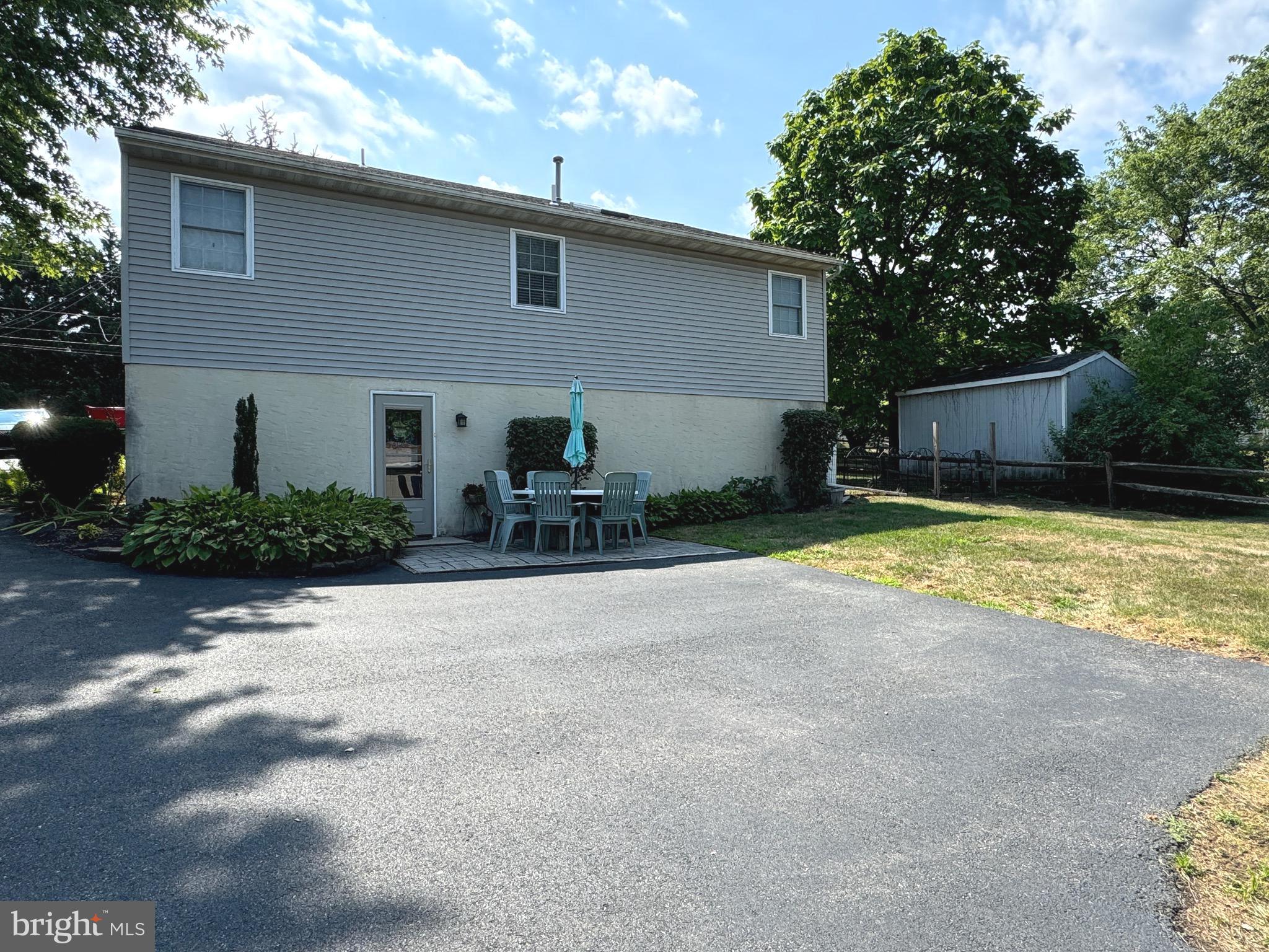 841 Grosstown Rd