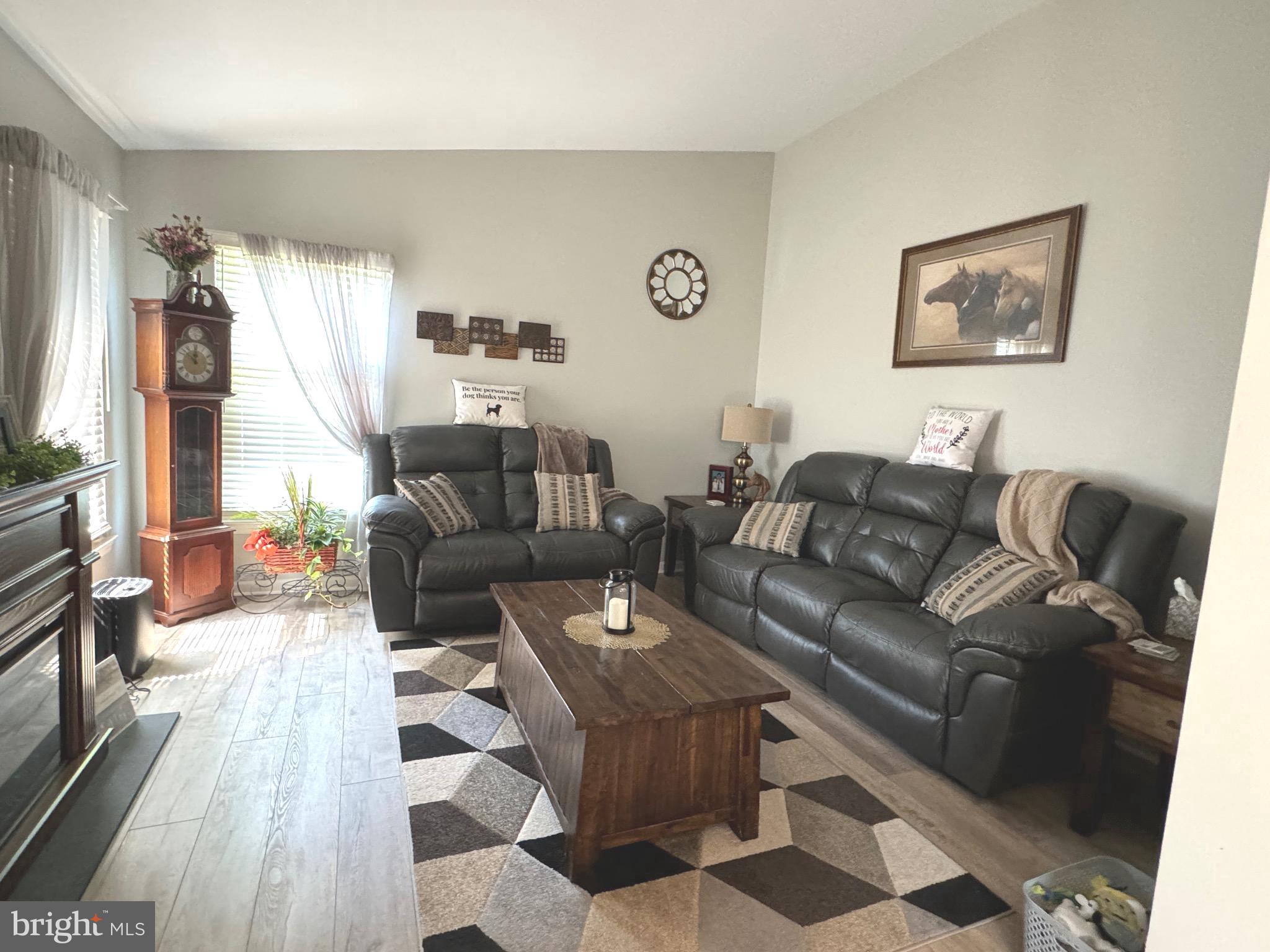841 Grosstown Rd