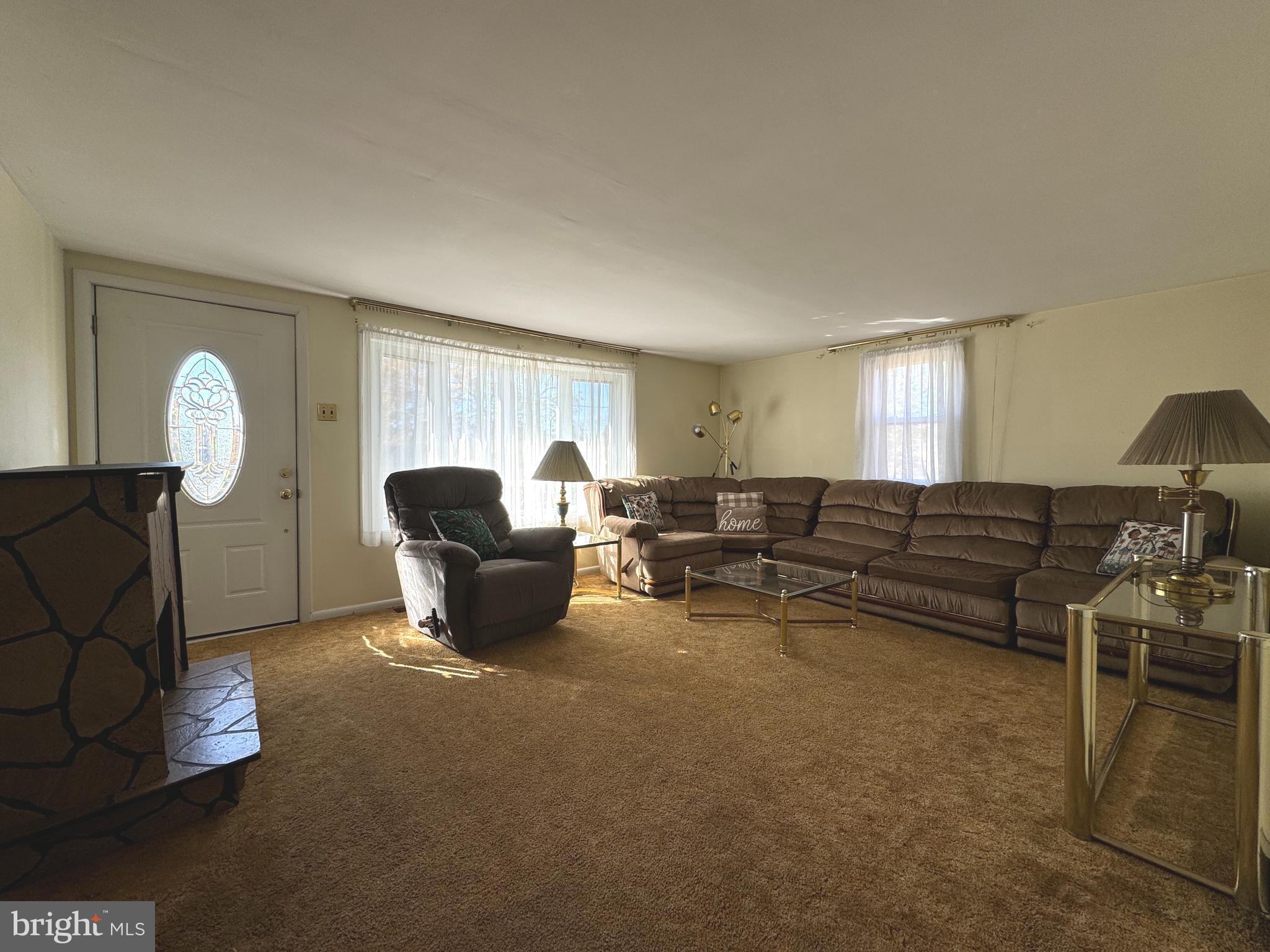1241 2nd Ave