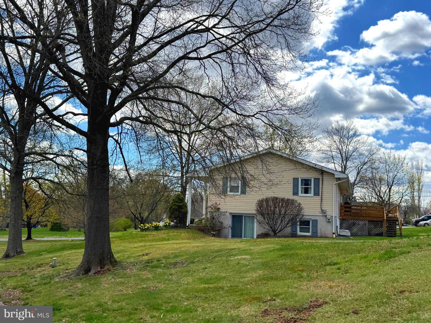 2485 Sunnyslope Dr