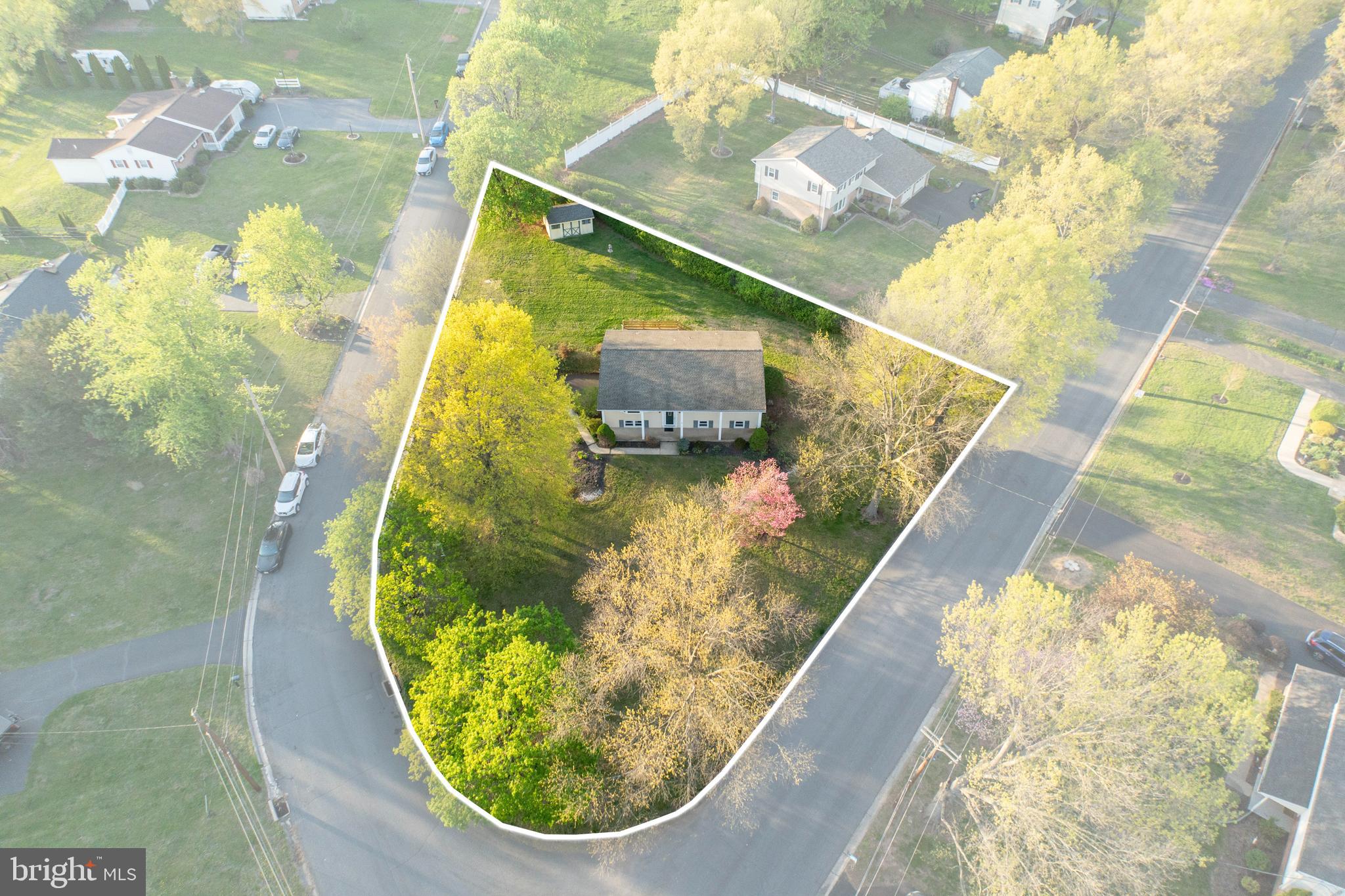 2485 Sunnyslope Dr