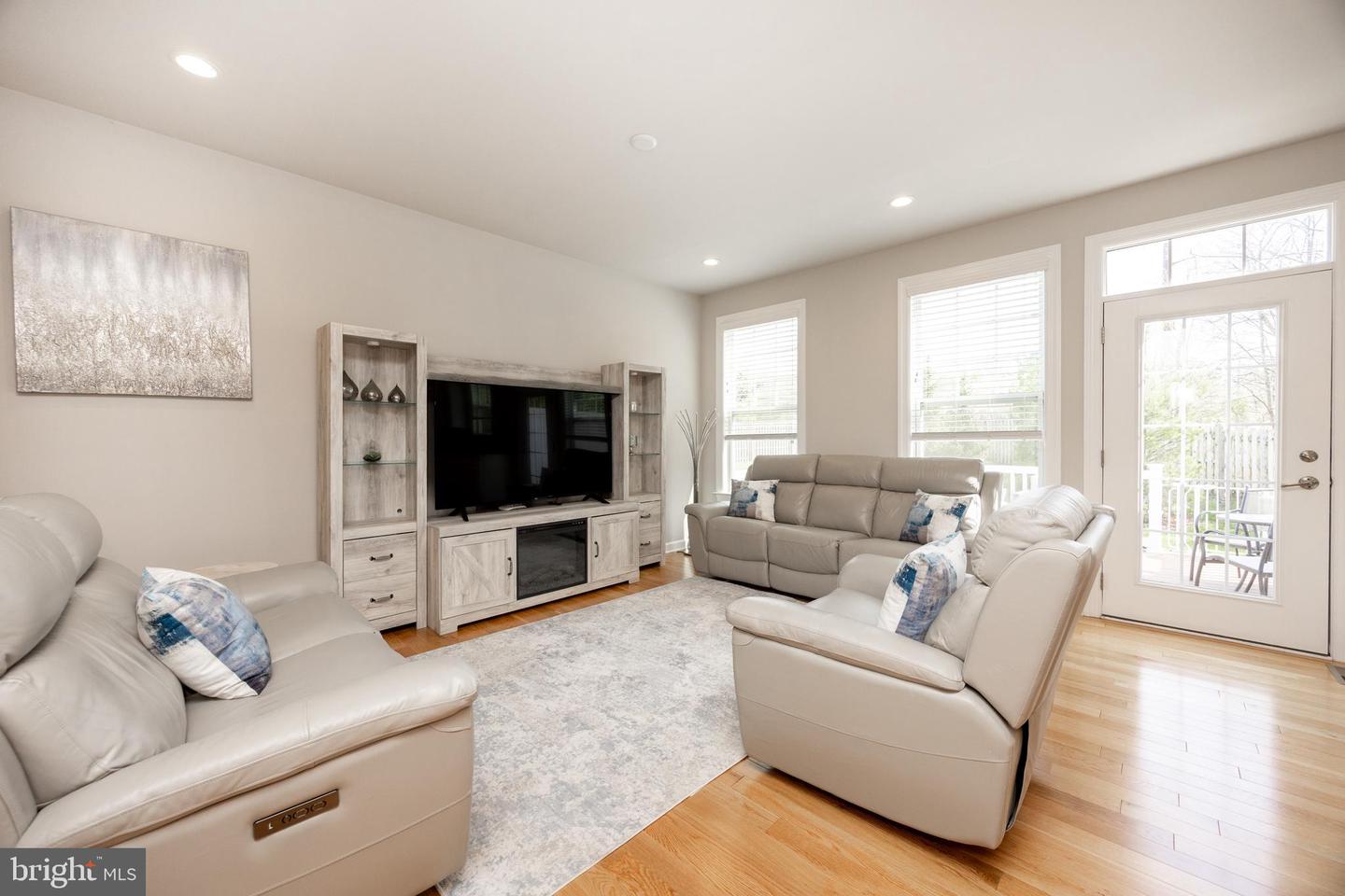 15 Finley Ct