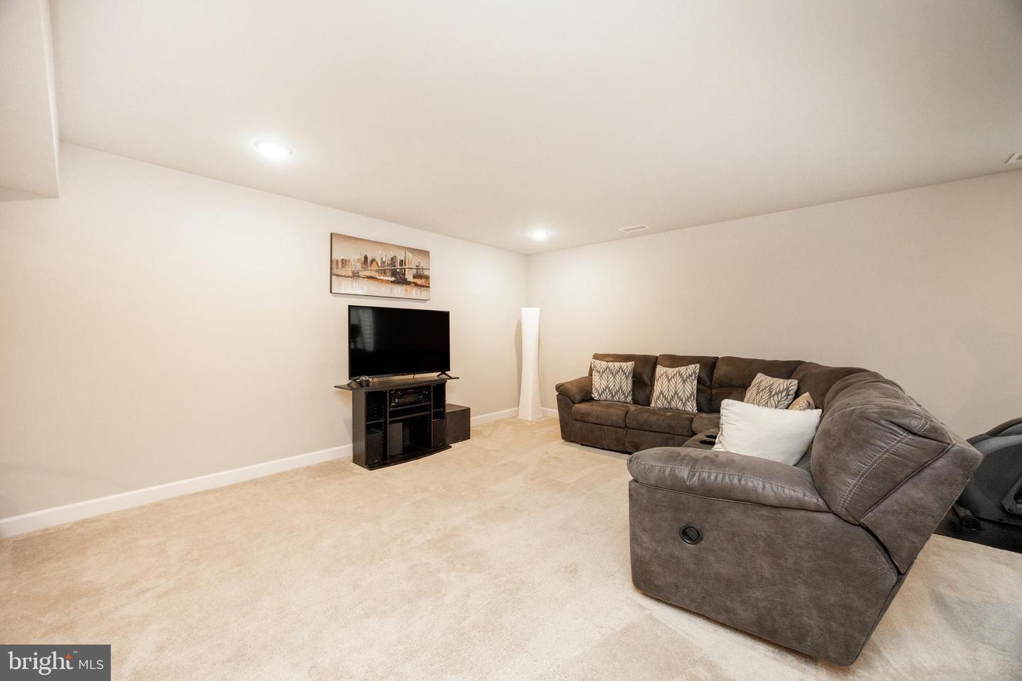 15 Finley Ct