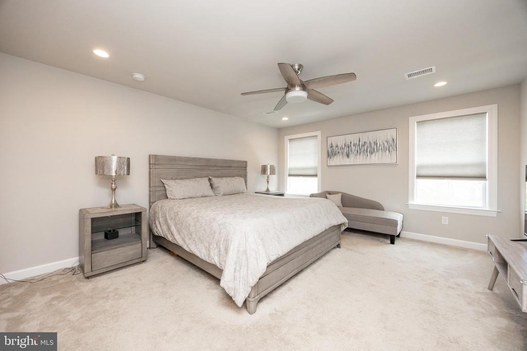 15 Finley Ct
