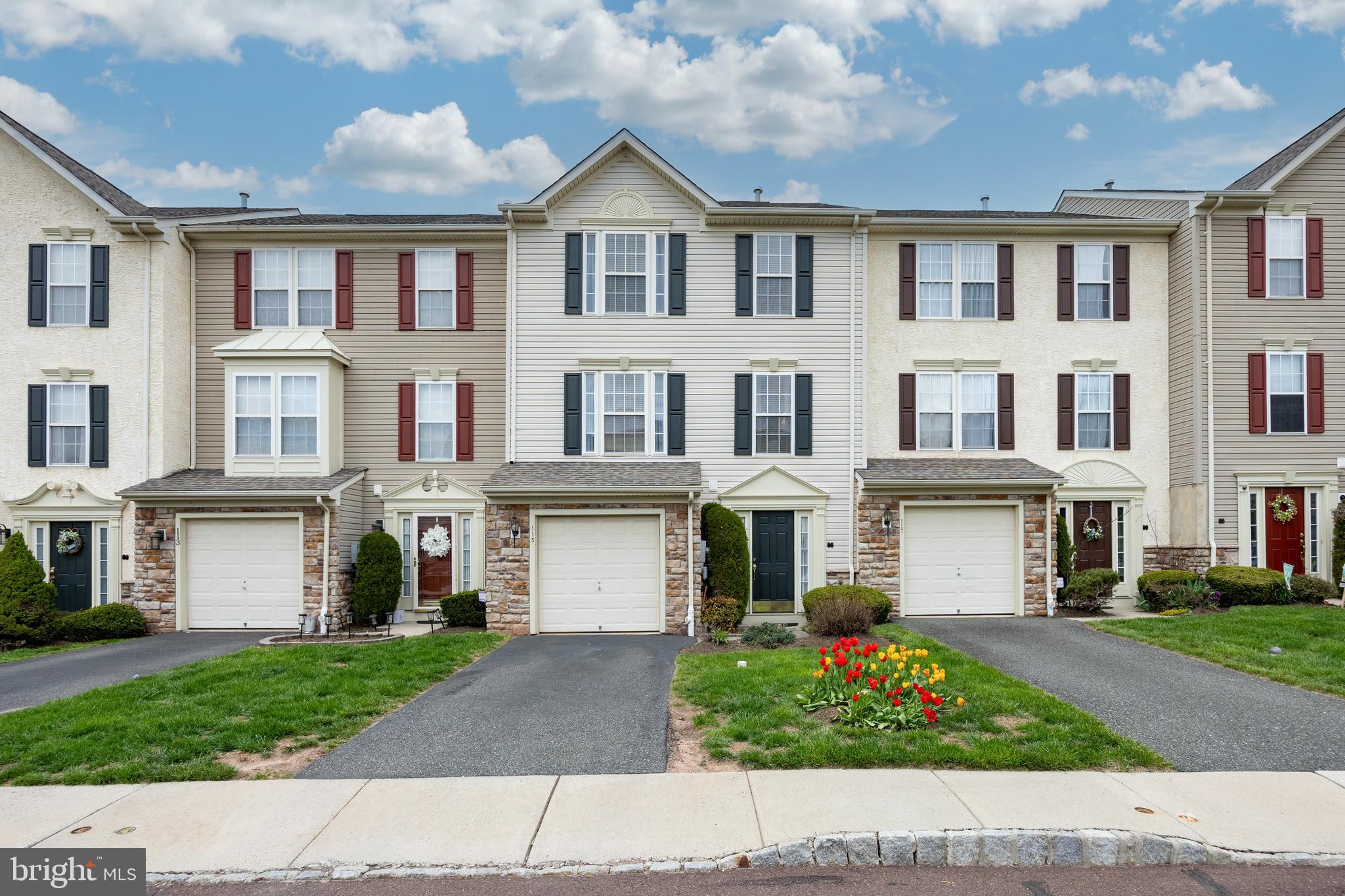 115 Brookview Ln