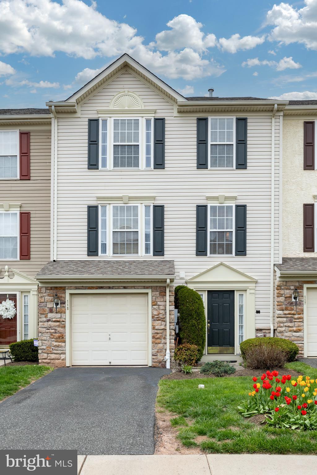 115 Brookview Ln