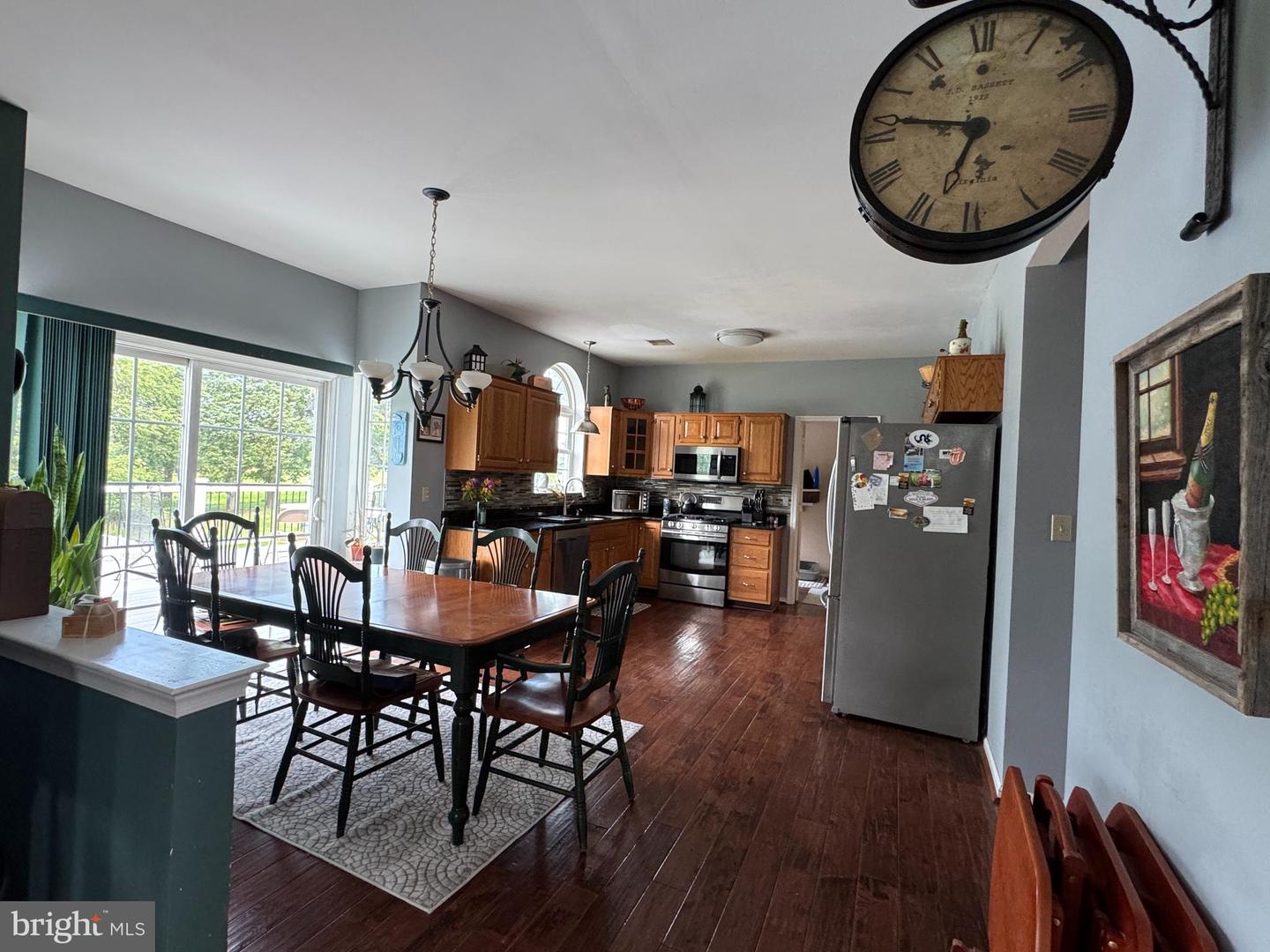 50 Hillcrest Ct