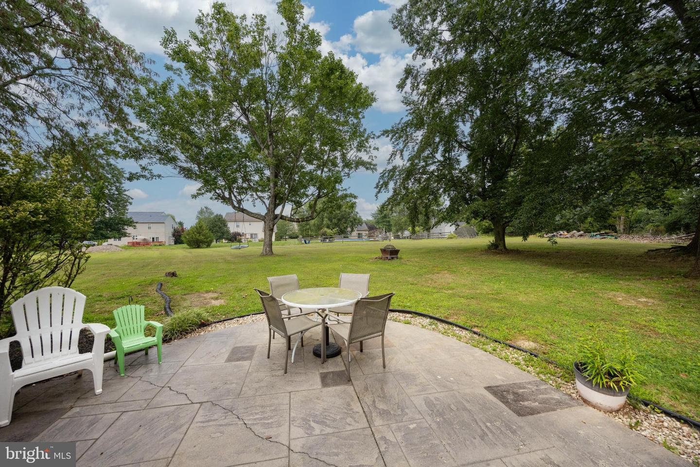1095 Mitch Rd