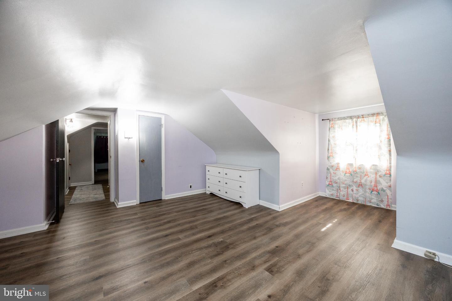 1095 Mitch Rd