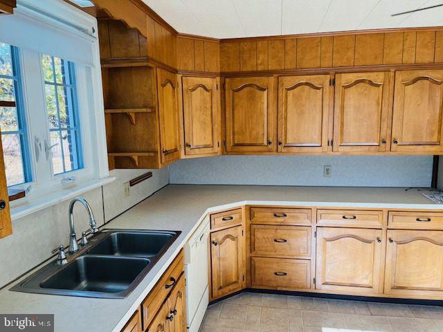 1552 SWAMP PIKE