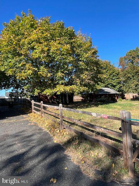 1552 SWAMP PIKE