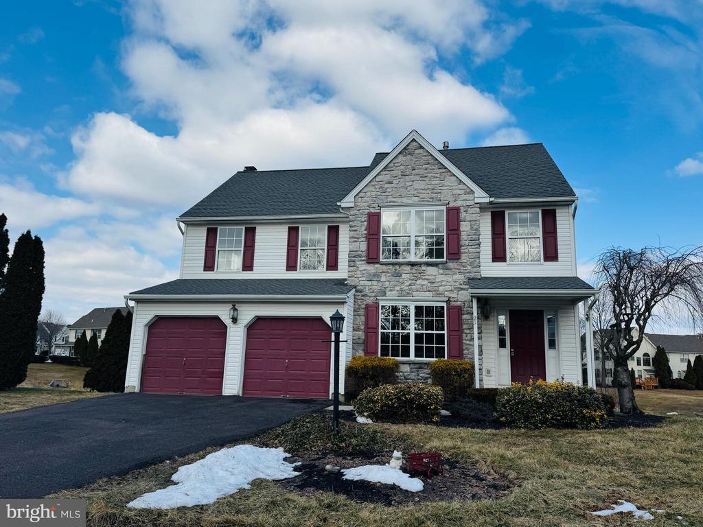 25 CASTLE DRIVE