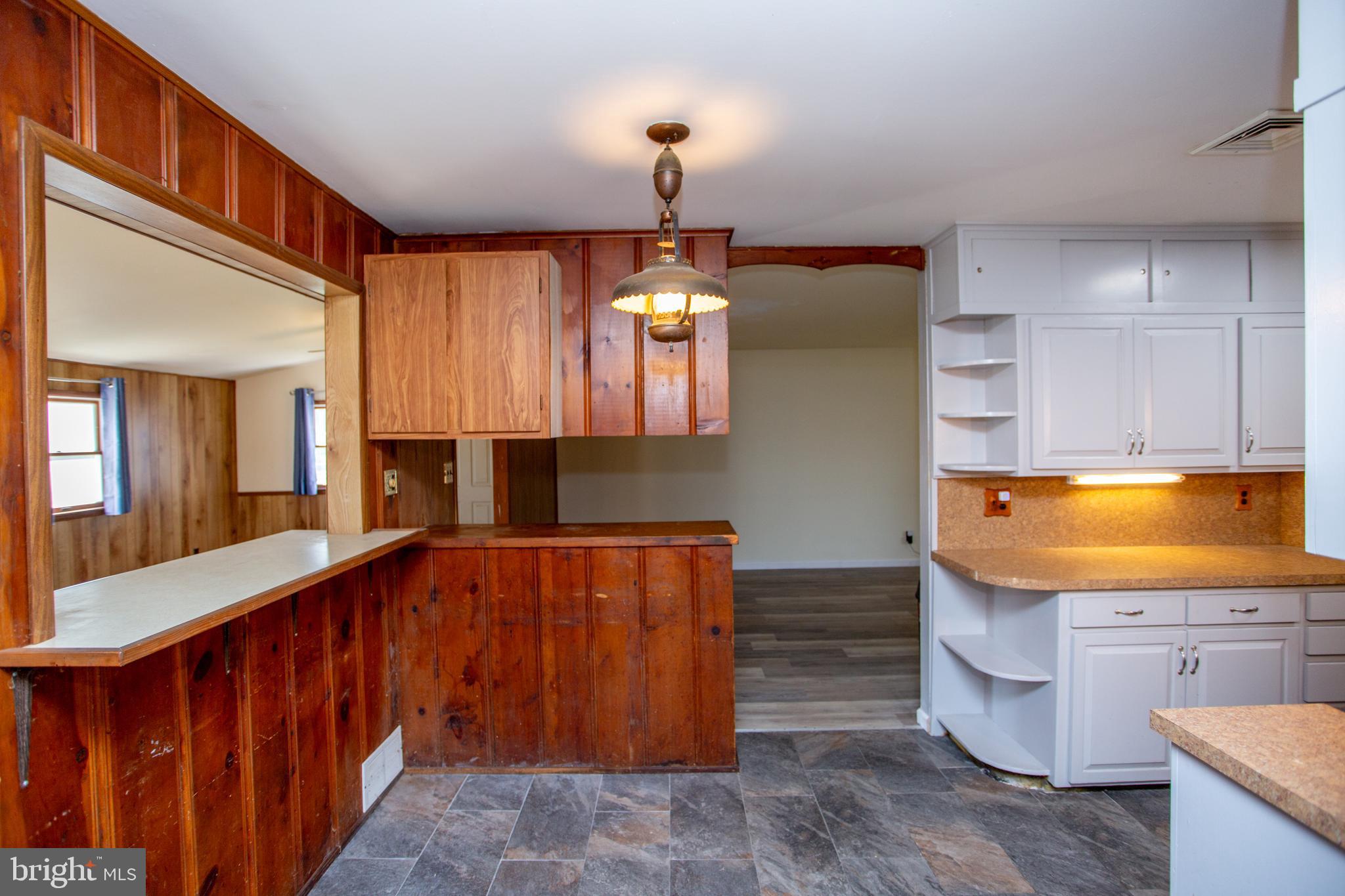 2114 CHESTNUT