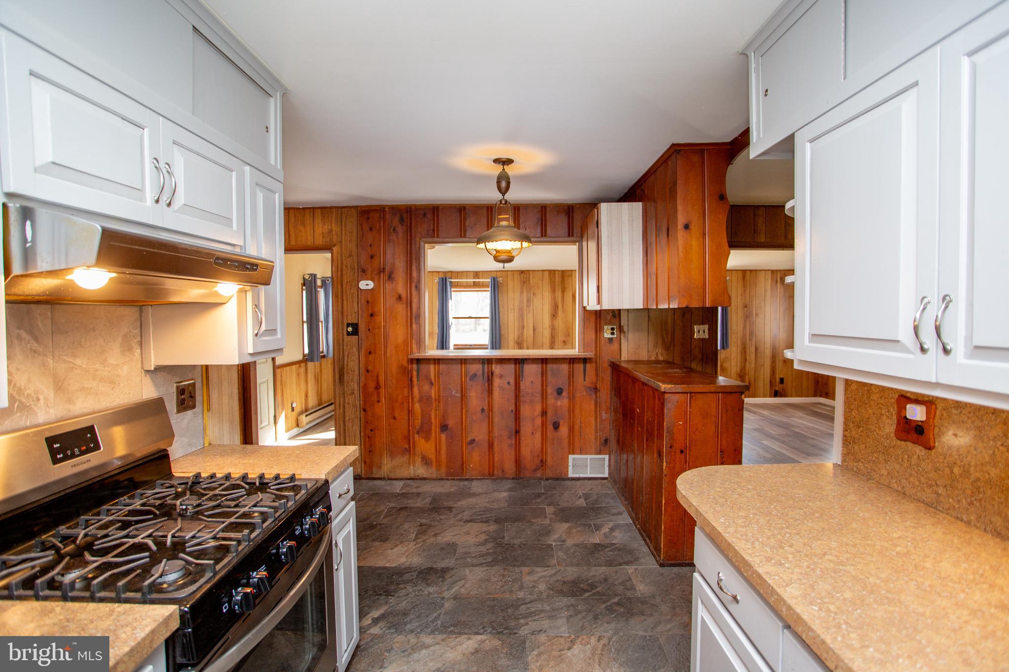 2114 CHESTNUT
