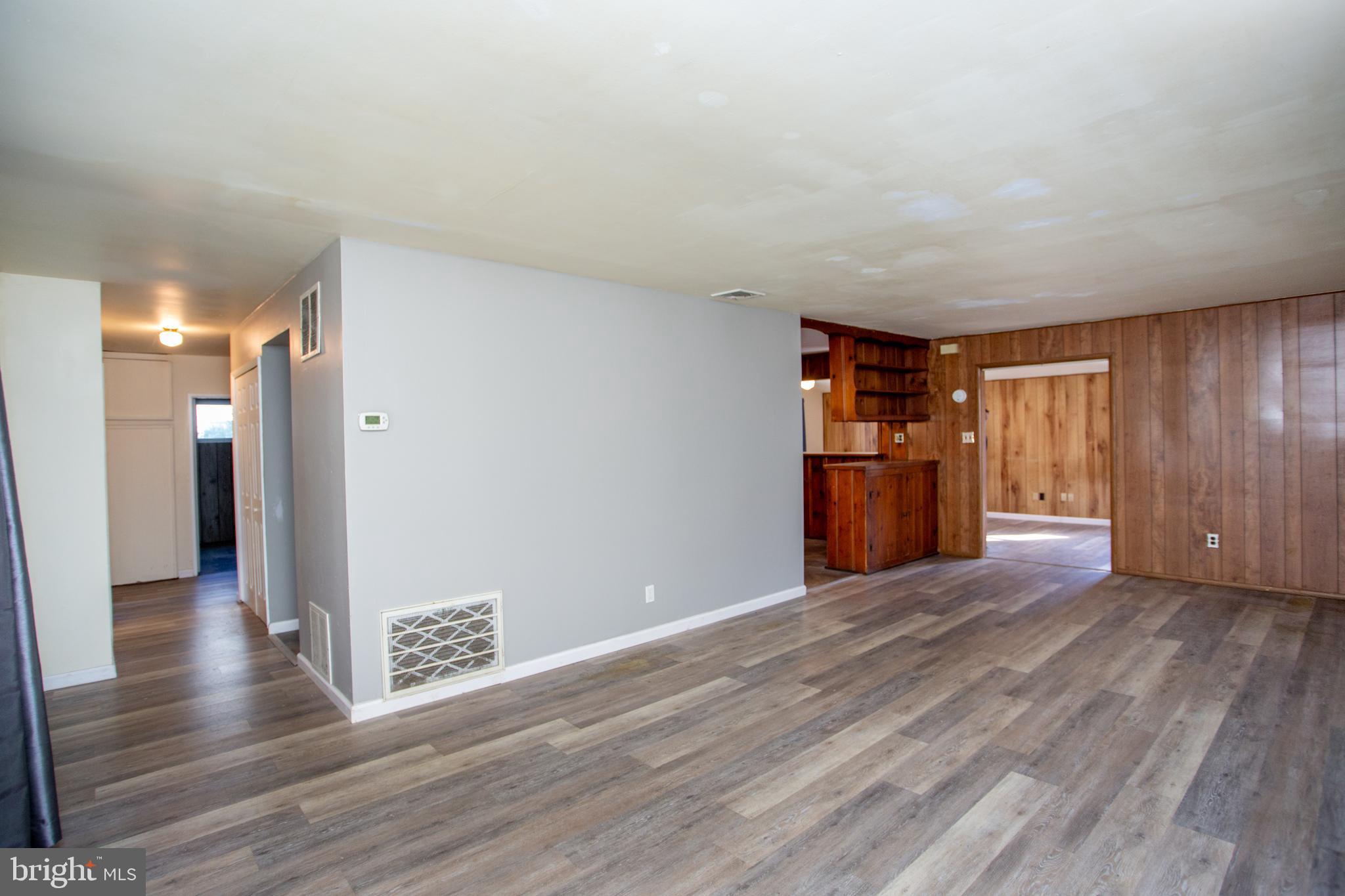 2114 CHESTNUT