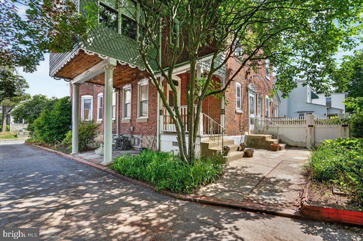 545 WALNUT STREET