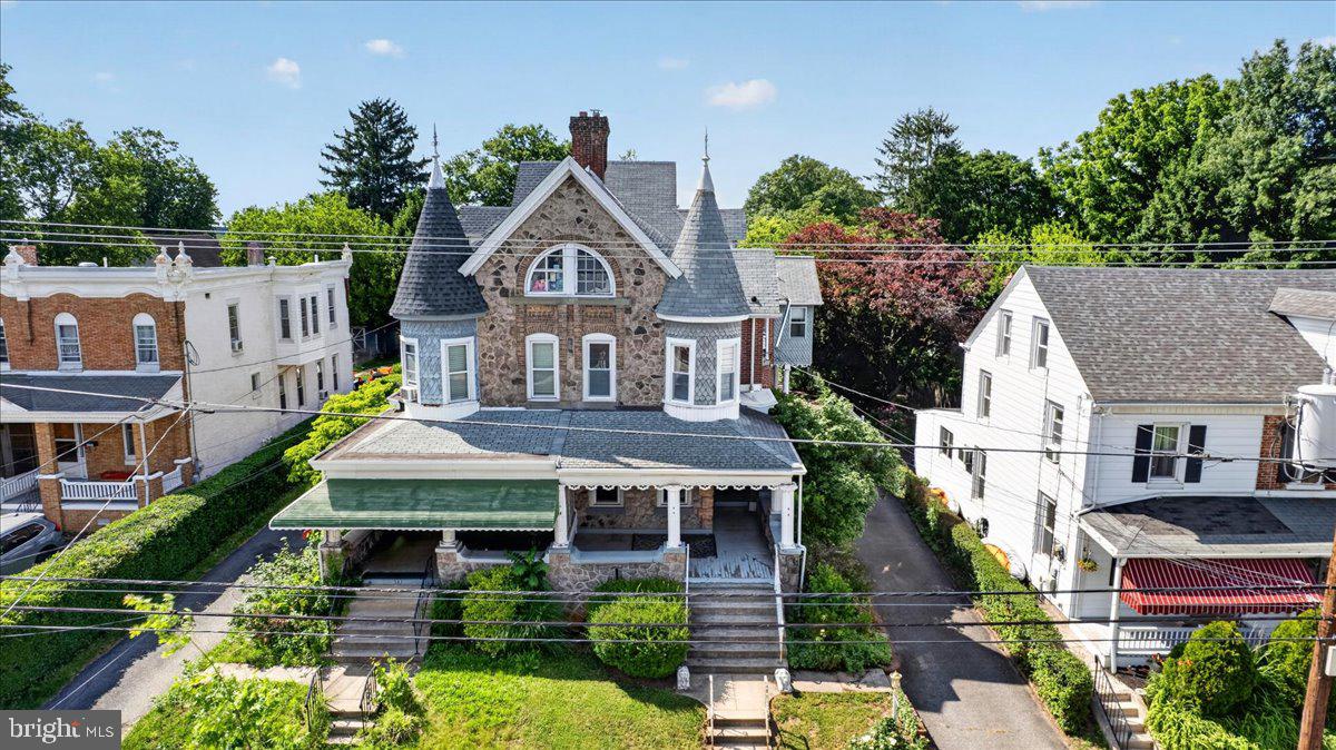 545 WALNUT STREET