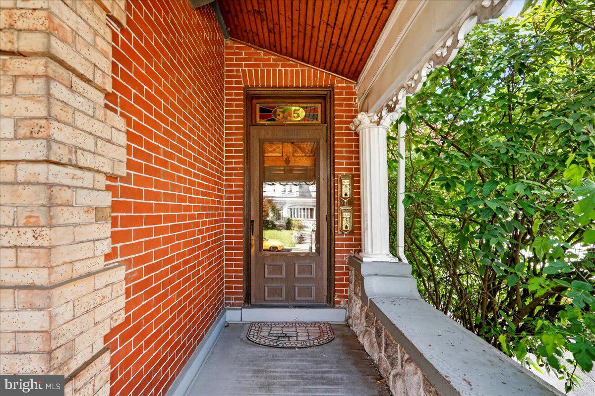 545 WALNUT STREET