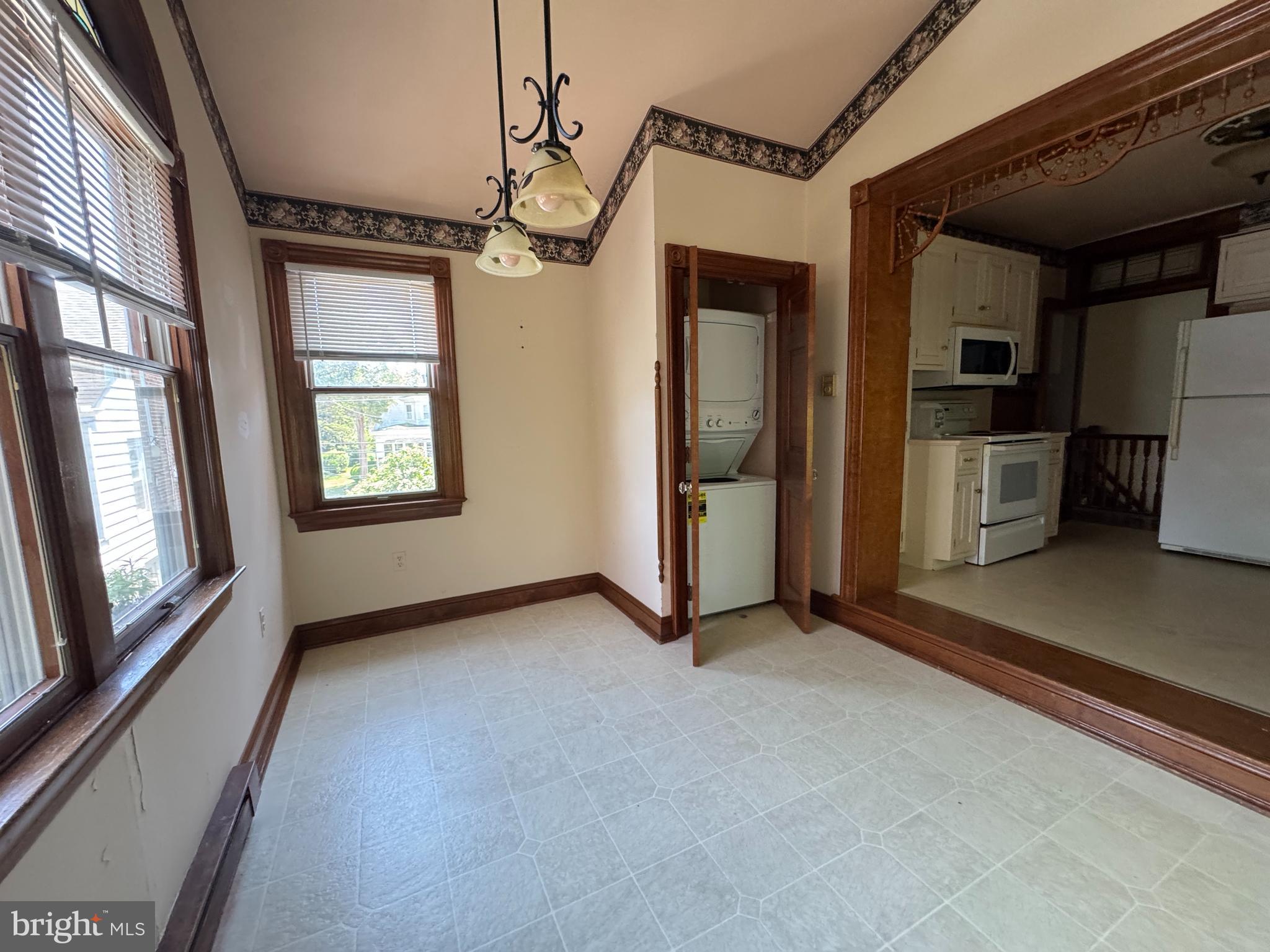 545 WALNUT STREET