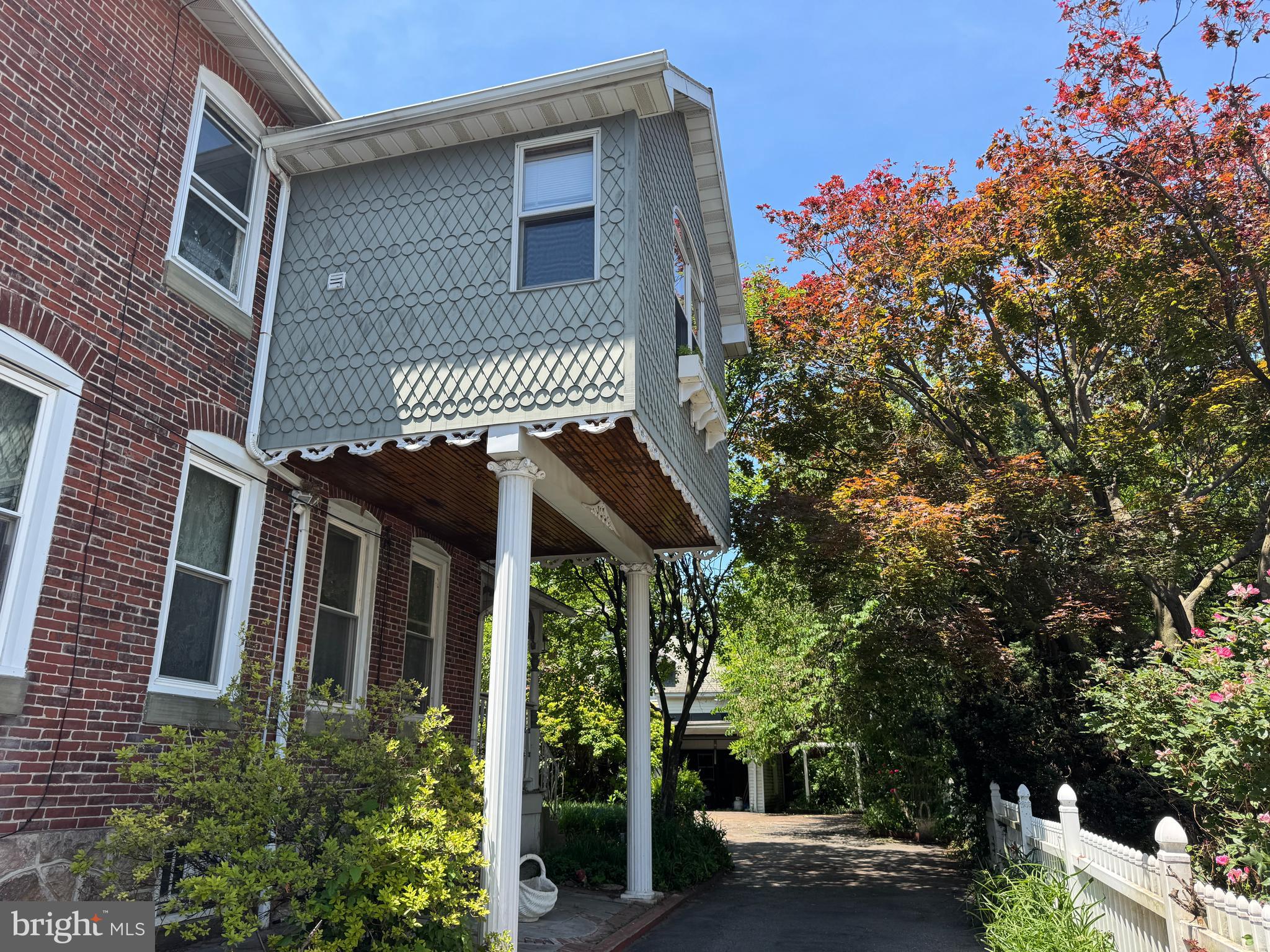 545 WALNUT STREET
