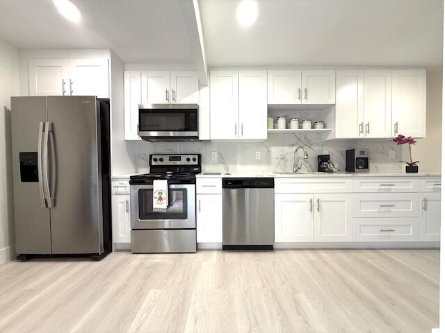 4 Royal Palm Way