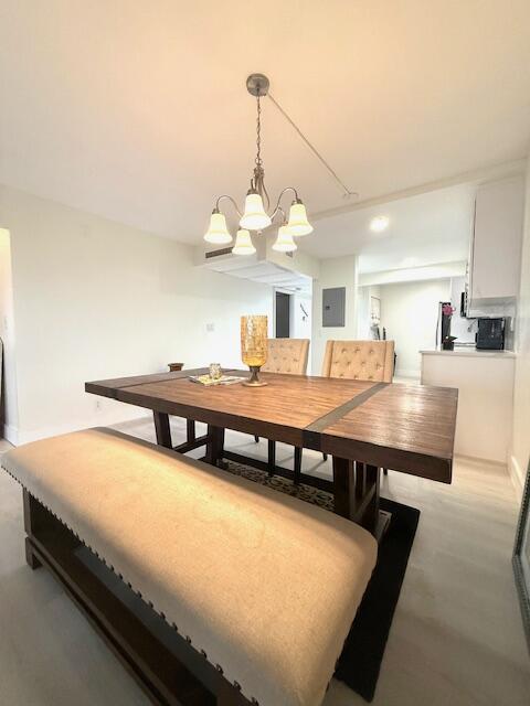 4 Royal Palm Way
