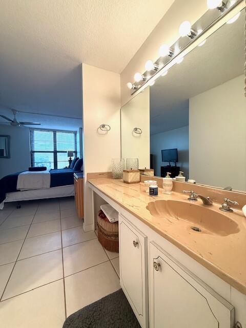 4 Royal Palm Way