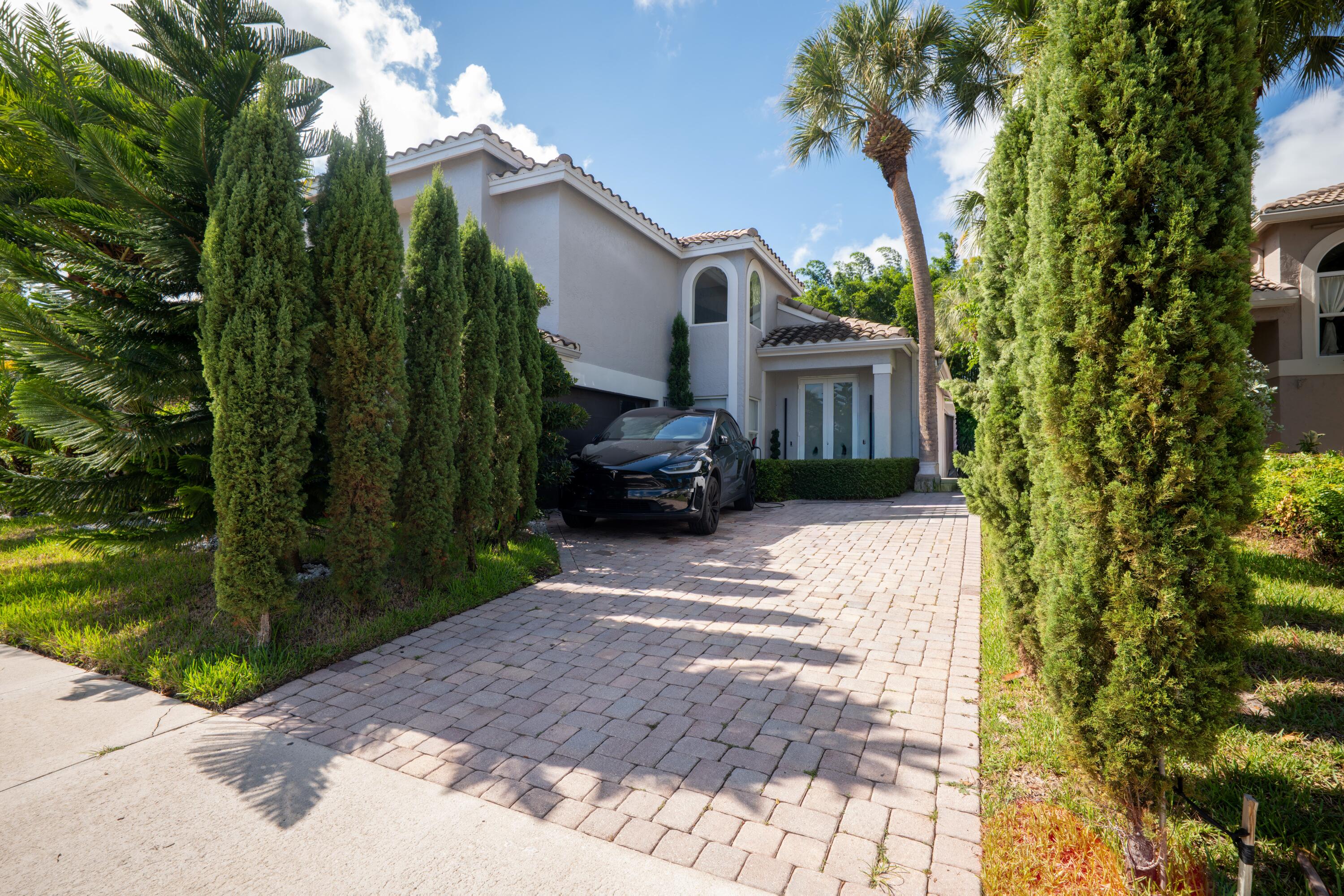 10438 BUENA VENTURA Drive