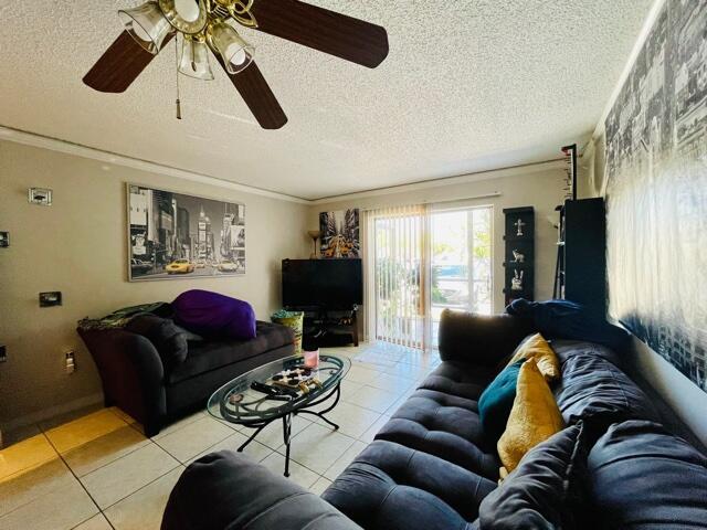 4324 Nw 9th Ave 5-1f