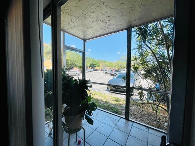 4324 Nw 9th Ave 5-1f