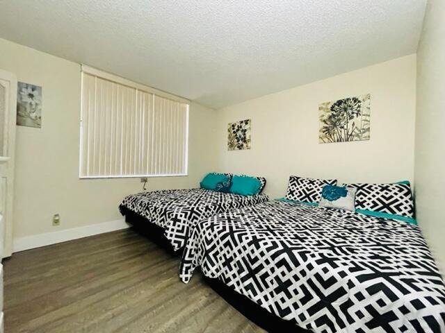 4570 NW Nw 18th Ave Avenue 303