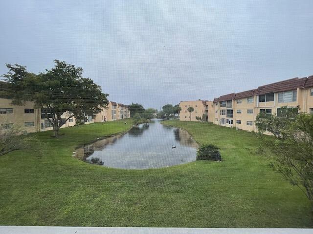 2711 N Pine Island Road 204