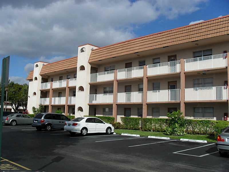 2711 N Pine Island Road 204