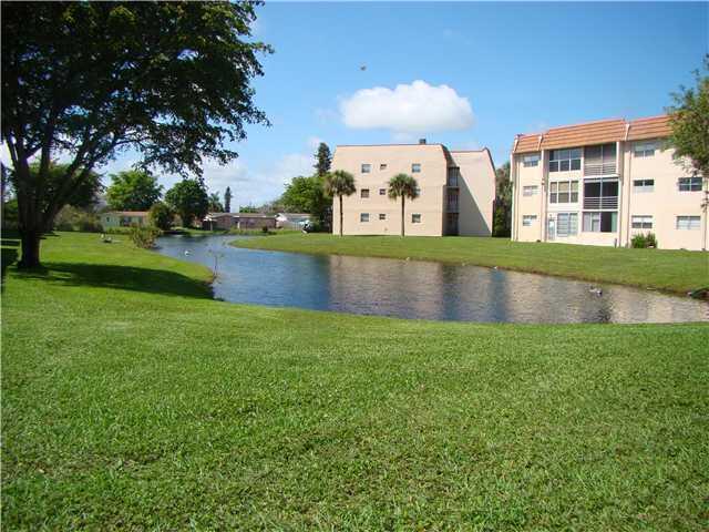 2711 N Pine Island Road 204